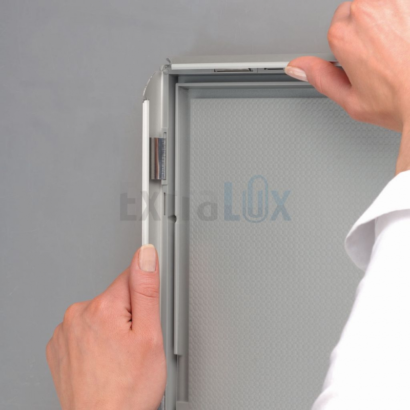 OKVIR STENSKI A4 25MM PROFIL, KLIP KLAP