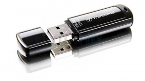 USB KLJUČ 128GB TRANSCEND TS128GJF700 3.0 ČRN (127626)